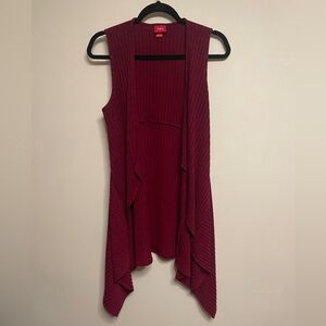 Daytrip Burgundy Knit vest Top size medium